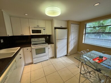Colony Point Condominiums unit 407, Pembroke Pines, FL 33026 - photo 4