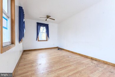 11615 Laurel Bowie Rd, Laurel, MD 20708 - photo 3