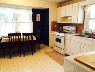 19 Westwood Dr, North Dartmouth, MA 02747 - photo 2