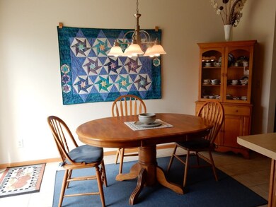 451 Alpine Pkwy, Oregon, WI 53575 - photo 4