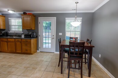 137 Gilmore Rd-15