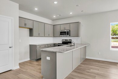 1001 Par Three Ct, Manning, SC 29102 - photo 5