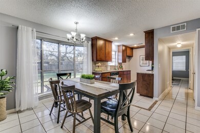 1925 Chattanooga Dr, Bedford, TX 76022 - photo 5