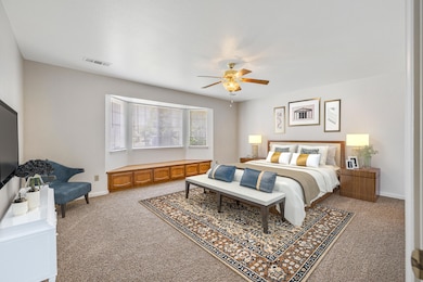 Master Bedroom-1-12 (002)