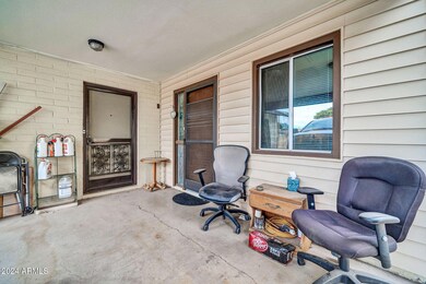 mls_11228 N 34th Ave-3