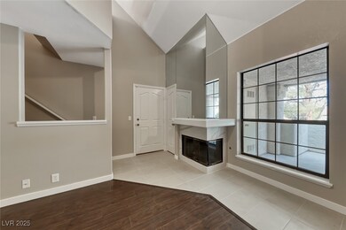 2605 S Durango Dr unit 202, Las Vegas, NV 89117 - photo 6