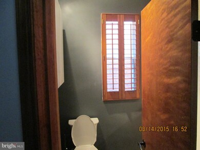 1120 K St NE, Washington, DC 20002 - photo 4