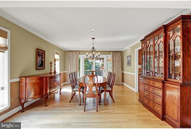 8536 Hill Spring Dr, Lutherville Timonium, MD 21093 - photo 7