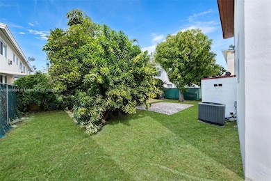 7712 Byron Ave unit 2, Miami Beach, FL 33141 - photo 4