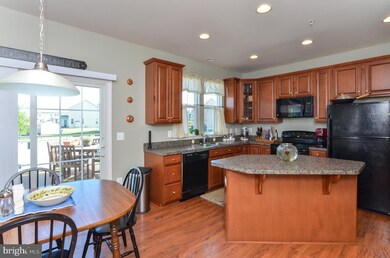 3533 Silent Creek Rd, White Plains, MD 20695 - photo 7