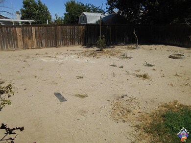4380 Silverado Ct, Rosamond, CA 93560 - photo 7
