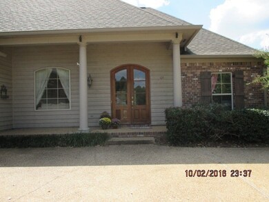 121 Hartfield Dr, Madison, MS 39110 - photo 2