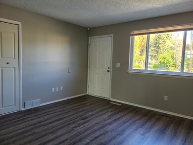 5403 Refugee Rd, Columbus, OH 43232 - photo 4