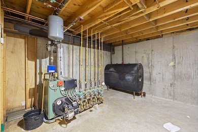 33 Hillview Ln, Lewiston, ME 04240 - photo 5