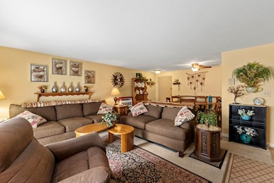 18 Fountain Ln unit 2, South Weymouth, MA 02190 - photo 4