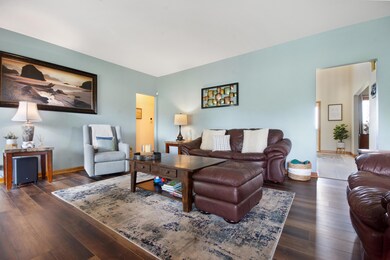 W1281 Siena Cir, Lake Geneva, WI 53147 - photo 5