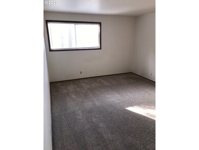 Bedroom, Primary