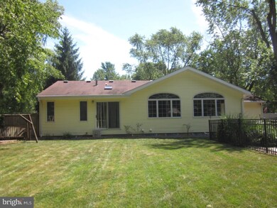 14 Dover Ln, East Windsor, NJ 08520 - photo 2