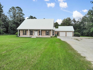 39062 Reinninger Rd, Denham Springs, LA 70706 - photo 3