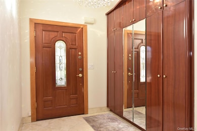 80-46 212th St, Queens Village, NY 11427 - photo 5