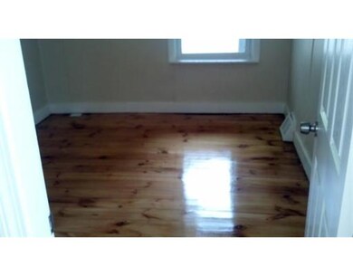 21 Whitcomb St unit 1 Right, Webster, MA 01570 - photo 4