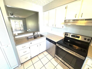 11511 113th St unit 5C, Largo, FL 33778 - photo 4