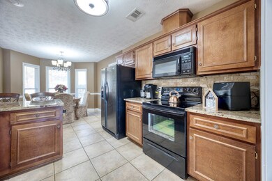 5041 Stone Park Dr, Columbus, GA 31909 - photo 3