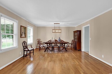 312 S Poplar Ave, Andrews, SC 29510 - photo 6