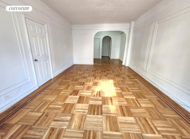 Brady Court unit 303, Bronx, NY 10462 - photo 4