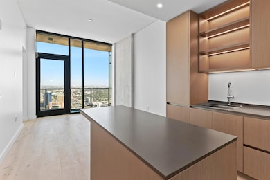 The Modern Austin Residences unit 5206, Austin, TX 78701 - photo 3
