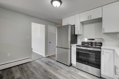 30 Harding Ave, Bloomfield, CT 06002 - photo 2