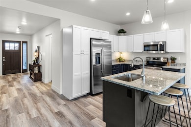 303 Waterleaf Ln, Kalispell, MT 59901 - photo 4