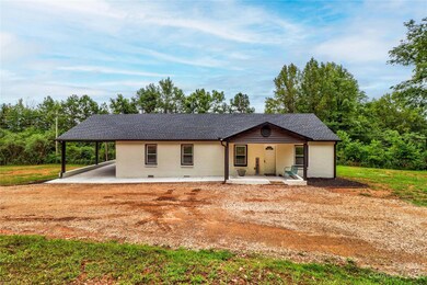 140 Sir George Cir, Statesville, NC 28677 - photo 4
