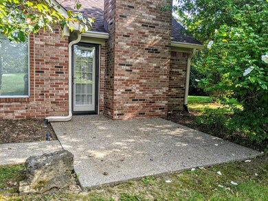 10100 Grand Cypress Ct, Louisville, KY 40291 - photo 3