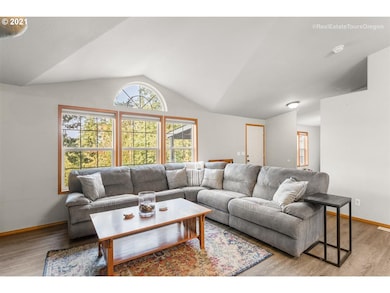 6275 SE Yampo Rd, Amity, OR 97101 - photo 7