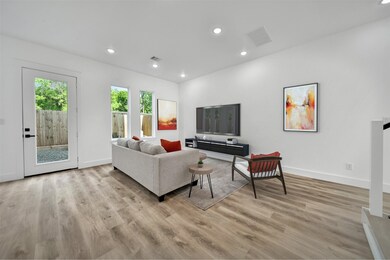 2339 Paul Quinn St, Houston, TX 77091 - photo 3