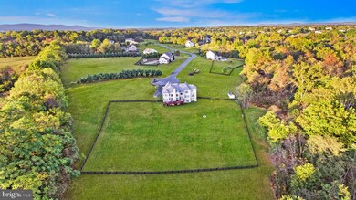 17015 Carmichael Place, Purcellville, VA 20132 - photo 2