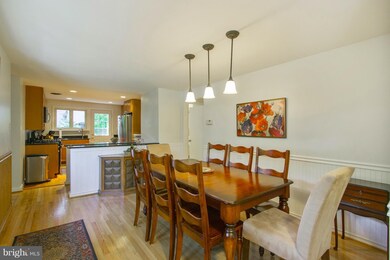 3828 Birchwood Rd, Falls Church, VA 22041 - photo 5