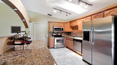Kitchen (3)