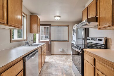 224 104th St SW, Everett, WA 98204 - photo 7