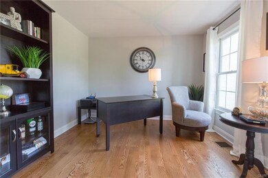 5556 Reid Ln, Allentown, PA 18104 - photo 6