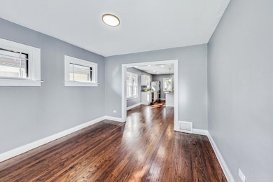 926 Walnut St, Waukegan, IL 60085 - photo 4