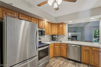 804 Arboretum Cir unit 804, Northfield, OH 44067 - photo 3