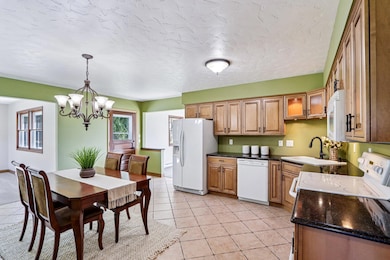 N8306 Greenwald Ct, East Troy, WI 53120 - photo 5