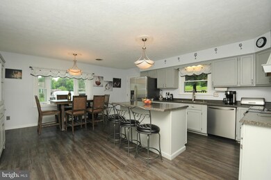 6838 Crescent Ridge Ct, Bealeton, VA 22712 - photo 5