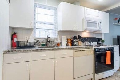 256 Hurley St unit 1F, Cambridge, MA 02141 - photo 3