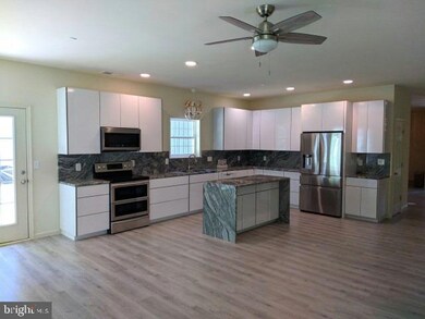 0 River Club Dr unit MDAA422880, Edgewater, MD 21037 - photo 6