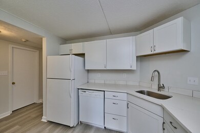 100 High St unit 204, Medford, MA 02155 - photo 3