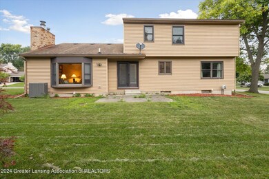 1450 Stoney Point Dr, Lansing, MI 48917 - photo 4