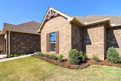 1440 Mabelle Dr, Sapulpa, OK 74066 - photo 2
